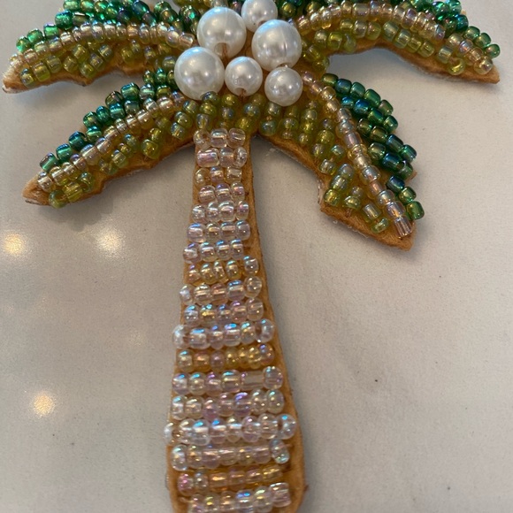 Beaded Palm Tree Bag Charm - Picture 2 of 5